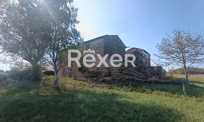Rexer-Bomporto-RUSTICI-CON-AMPIO-TERRENO-UNOPPORTUNIT-UNICA-A-DUE-PASSI-DA-MODENA-Altro