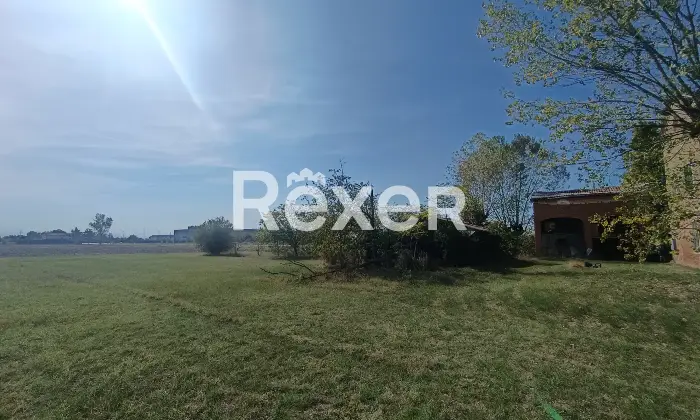 Rexer-Bomporto-RUSTICI-CON-AMPIO-TERRENO-UNOPPORTUNIT-UNICA-A-DUE-PASSI-DA-MODENA-Altro