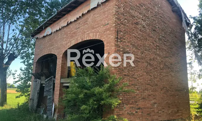 Rexer-Bomporto-RUSTICI-CON-AMPIO-TERRENO-UNOPPORTUNIT-UNICA-A-DUE-PASSI-DA-MODENA-Altro