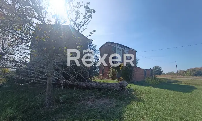 Rexer-Bomporto-RUSTICI-CON-AMPIO-TERRENO-UNOPPORTUNIT-UNICA-A-DUE-PASSI-DA-MODENA-Altro
