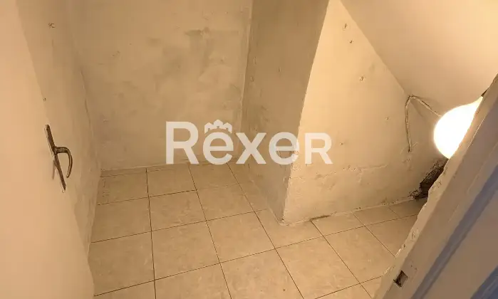 Rexer-Serravalle-di-Chienti-Splendida-porzione-di-bifamiliare-sui-monti-Sibillini-completamente-ristrutturata-Ripostiglio