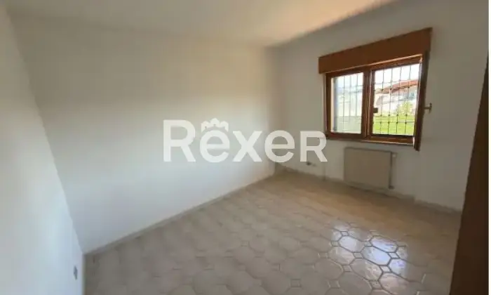 Rexer-Monterotondo-Trilocale-in-vendita-in-Via-Corsica-Crocetta-Monterotondo-Altro