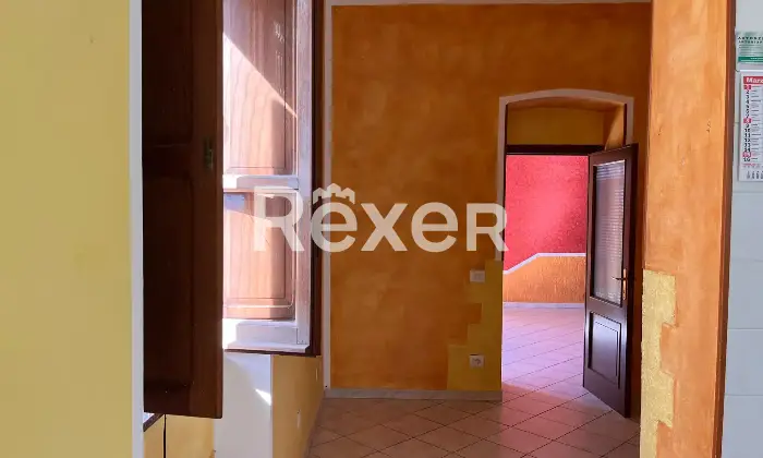 Rexer-Bosa-Ampio-appartamento-al-piano-terra-con-garage-Altro