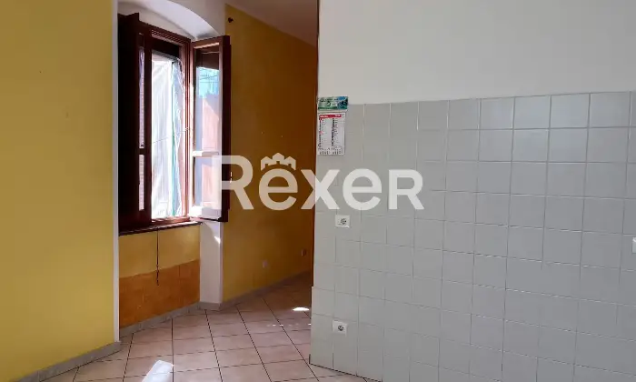 Rexer-Bosa-Ampio-appartamento-al-piano-terra-con-garage-Altro