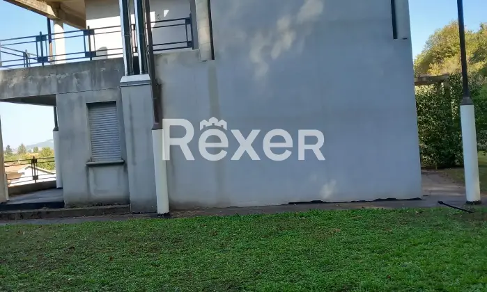 Rexer-Acquapendente-Villa-trifamiliare-con-terreno-e-ampi-spazi-da-completare-ad-Acquapendente-Altro