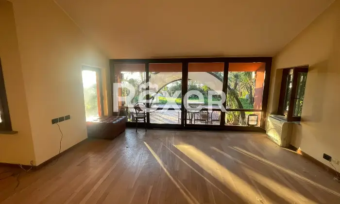 Rexer-Reggio-Calabria-Elegante-villa-indipendente-con-piscina-dependance-e-ampio-giardino-a-Reggio-Calabria-Altro