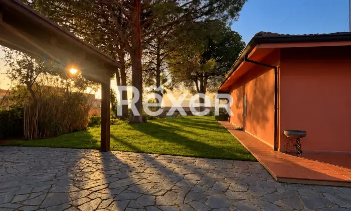 Rexer-Reggio-Calabria-Elegante-villa-indipendente-con-piscina-dependance-e-ampio-giardino-a-Reggio-Calabria-Altro