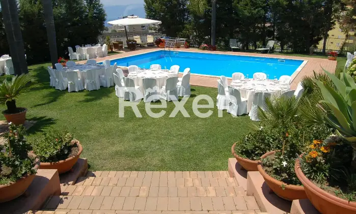 Rexer-Reggio-Calabria-Elegante-villa-indipendente-con-piscina-dependance-e-ampio-giardino-a-Reggio-Calabria-Altro