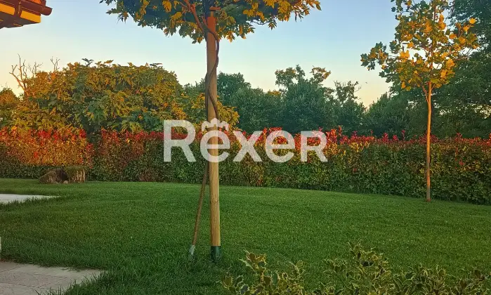 Rexer-Arezzo-Villa-con-piscina-parco-privato-e-ampi-spazi-interni-ad-Arezzo-Altro