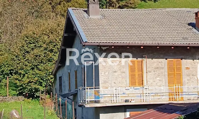 Rexer-Schilpario-Casa-indipendente-con-terrazzo-due-giardini-e-tetto-nuovo-a-Schilpario-Altro
