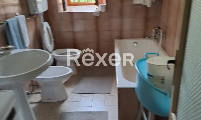 Rexer-Schilpario-Casa-indipendente-con-terrazzo-due-giardini-e-tetto-nuovo-a-Schilpario-Altro
