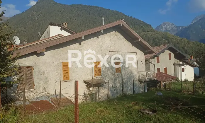 Rexer-Schilpario-Casa-indipendente-con-terrazzo-due-giardini-e-tetto-nuovo-a-Schilpario-Altro