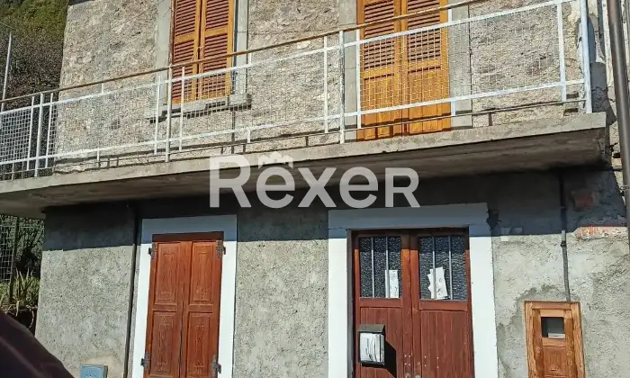 Rexer-Schilpario-Casa-indipendente-con-terrazzo-due-giardini-e-tetto-nuovo-a-Schilpario-Altro