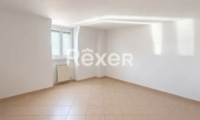 Rexer-Arce-Trilocale-in-vendita-in-Via-Guglielmo-Marconi-ad-Arce-Altro
