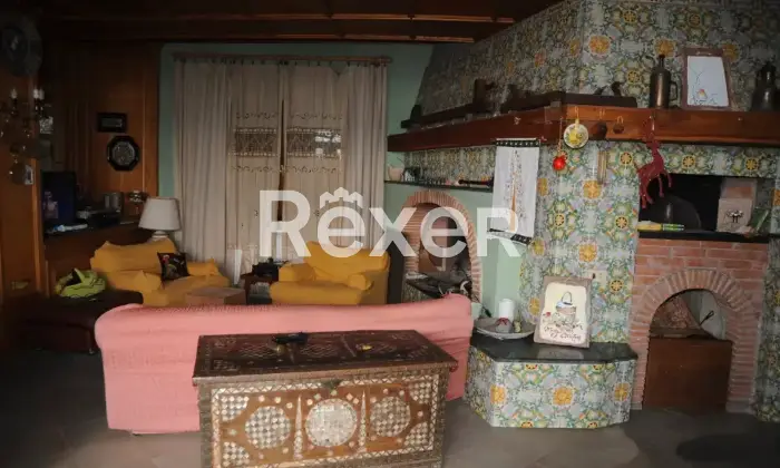 Rexer-Sacrofano-Ampia-villa-indipendente-in-vendita-in-Via-Monte-Calcaro-a-Sacrofano-Altro
