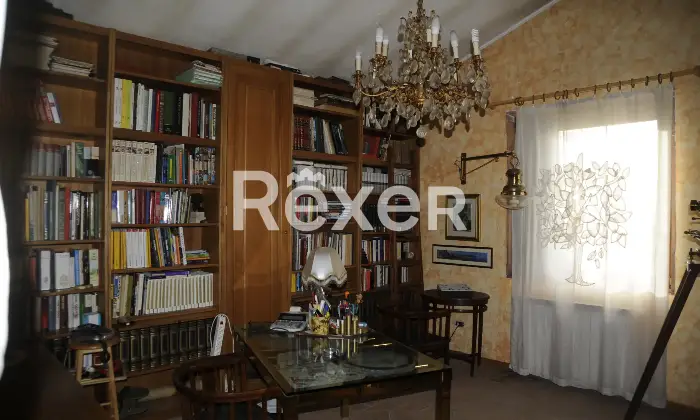 Rexer-Sacrofano-Ampia-villa-indipendente-in-vendita-in-Via-Monte-Calcaro-a-Sacrofano-Studio