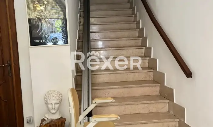 Rexer-Arce-Abitazione-cielo-terra-in-vendita-in-Via-Civita-Farnese-Centro-ad-Arce-Altro
