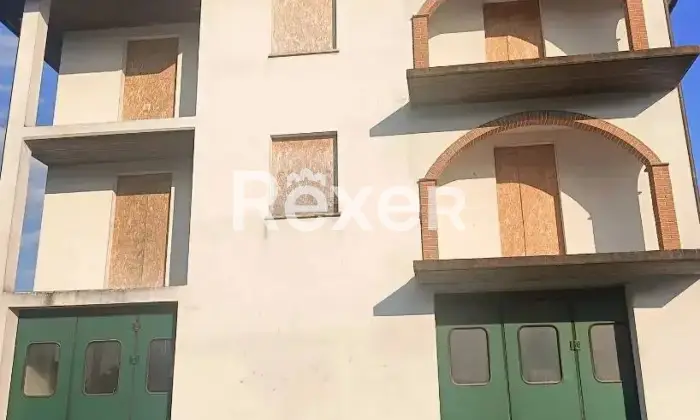 Rexer-Torrita-di-Siena-Appartamento-di-mq-allo-stato-grezzo-con-giardino-privato-a-Torrita-di-Siena-Altro