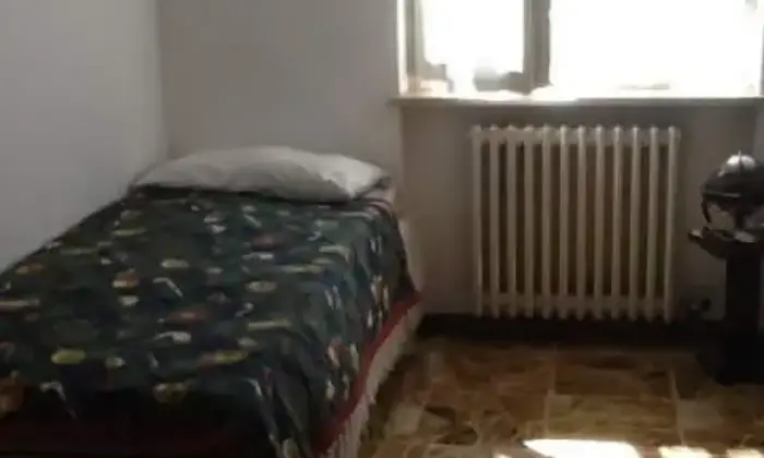 Rexer-Pavia-Casa-per-studenti-CAMERA-DA-LETTO