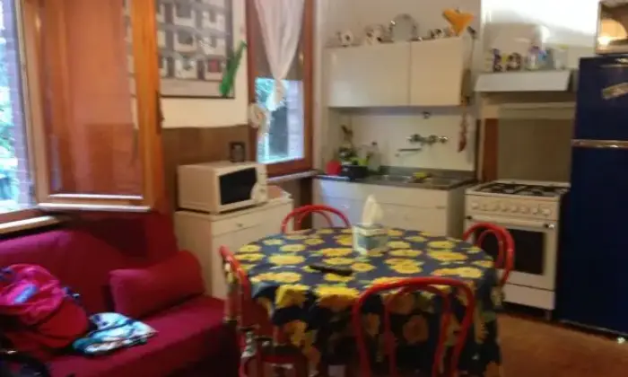 Rexer-Perugia-Camera-doppia-in-villetta-CUCINA