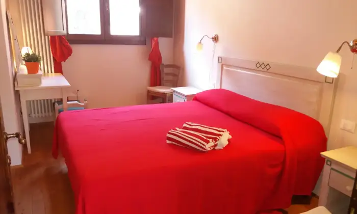 Rexer-Abetone-Romantico-appartamento-in-montagna-CAMERA-DA-LETTO