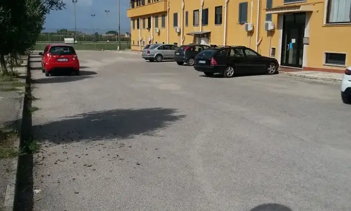 Rexer-Giugliano-in-Campania-FITTASI-MONOLOCALE-A-VARCATURO-BREVI-PERIODI-ALTRO