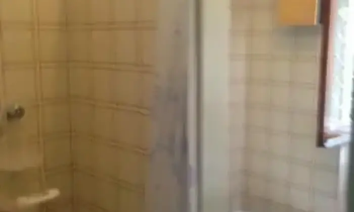 Rexer-Formia-Bilocale-in-villino-estivo-per-brevi-medi-periodi-vicinissimo-al-mare-BAGNO