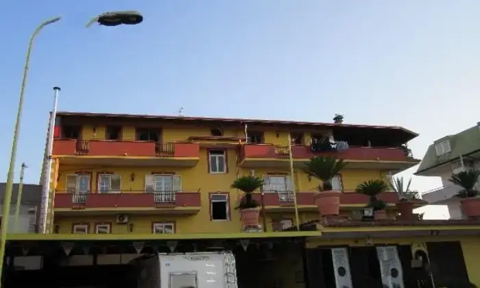 Rexer-Giugliano-in-Campania-Ampio-appartamento-ALTRO