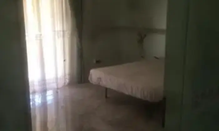 Rexer-Mugnano-di-Napoli-Ampio-e-spazioso-appartamento-CAMERA-DA-LETTO