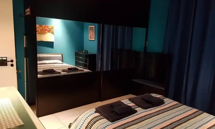 Rexer-Aci-Catena-Appartamento-per-lavoratori-fuori-sede-CAMERA-DA-LETTO