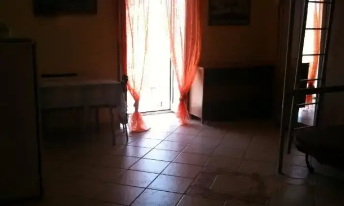 Rexer-Gaeta-Grazioso-monolocale-CAMERA-DA-LETTO