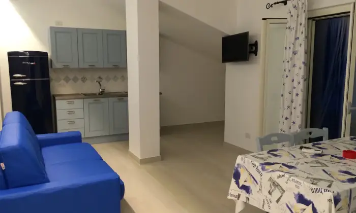 Rexer-Ischitella-APPARTAMENTI-AL-MARE-PER-VACANZE-IN-FAMIGLIA-SUL-GARAGANO-SALONE