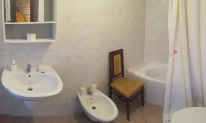 Rexer-Ponzone-Trilocale-ristrutturato-BAGNO