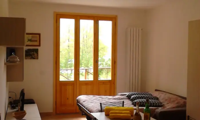 Rexer-Cutigliano-Monolocale-con-Giardino-e-zona-a-verde-recintata-mq-CUCINA