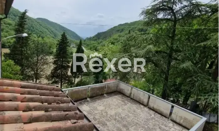 Rexer-San-Giustino-Casale-panoramico-con-terreno-terrazzo-solare-e-possibilit-di-ampliamento-San-Giustino-Altro